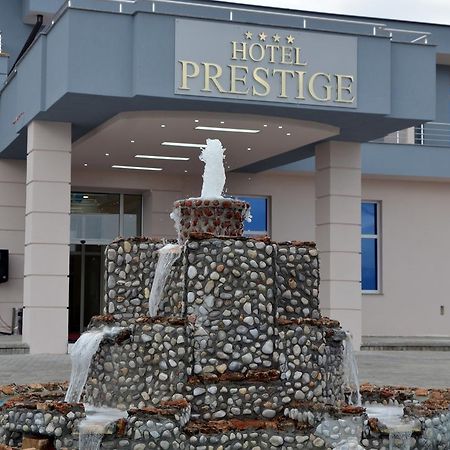 Hotel Prestige Струга Екстериор снимка